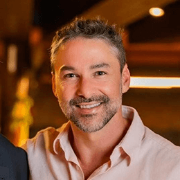 Foto do presidente Cristian F. Santiani